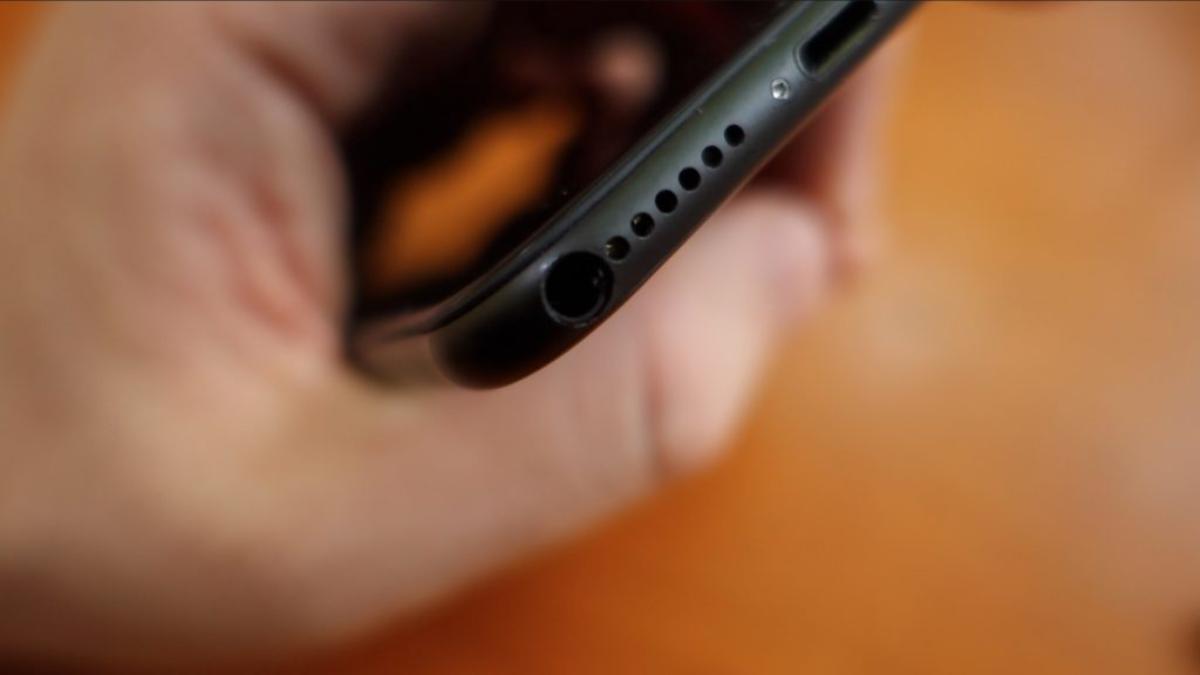 Scotty Allen riporta il Jack per le Cuffie sull'iPhone 7 \u003e Cuffie.Pro