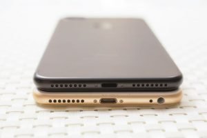 Ecco perché l'iPhone 7 non ha più il Jack per le Cuffie \u003e Cuffie.Pro